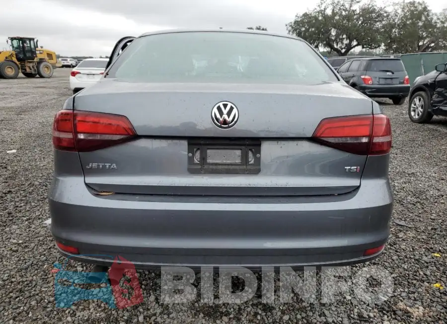 3VW2B7AJ2HM372917 Photo# 6