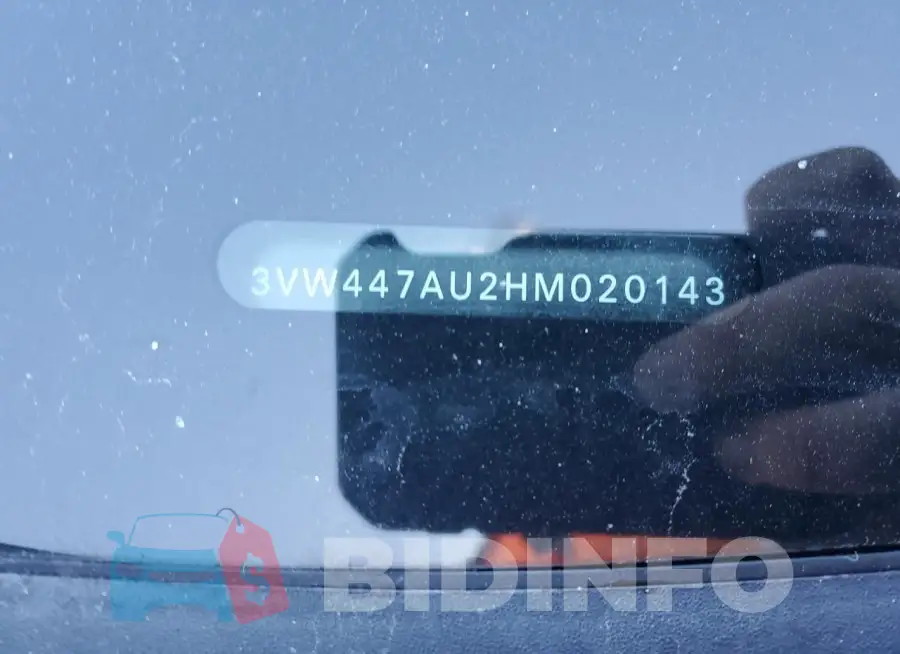 3VW447AU2HM020143 Photo# 12