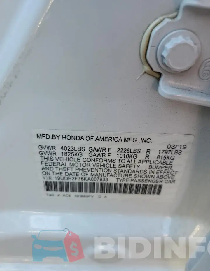 19UDE2F76KA007939 Photo# 12
