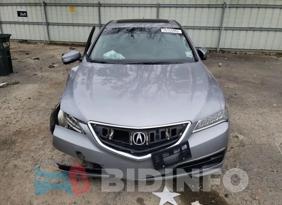 19UUB1F52FA027547 Photo# 5