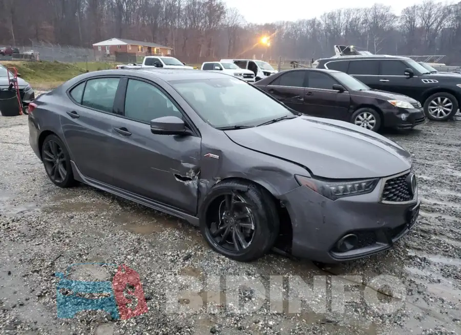 19UUB1F66KA004744 Photo# 4