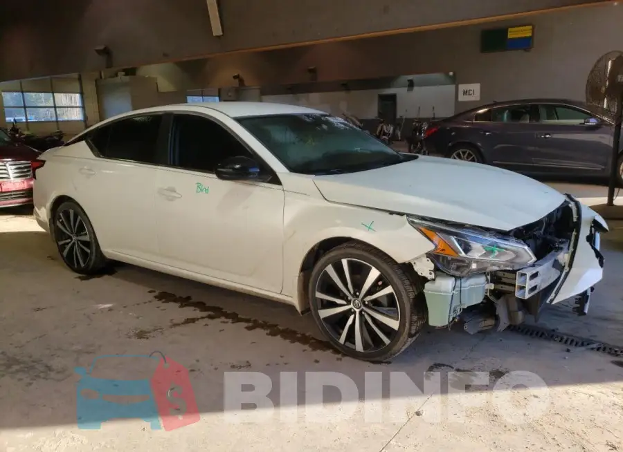 1N4BL4CV7LC150422 Photo# 4