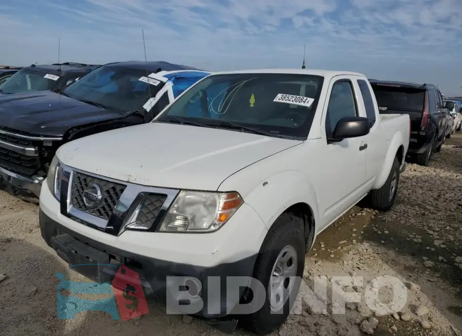 1N6BD0CT3FN754327 Photo# 1