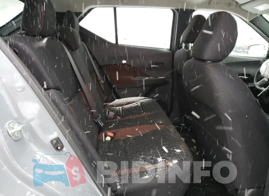 3N1CP5DV4PL512064 Photo# 11