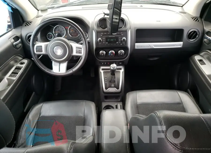 1C4NJDEB7HD208983 Photo# 8