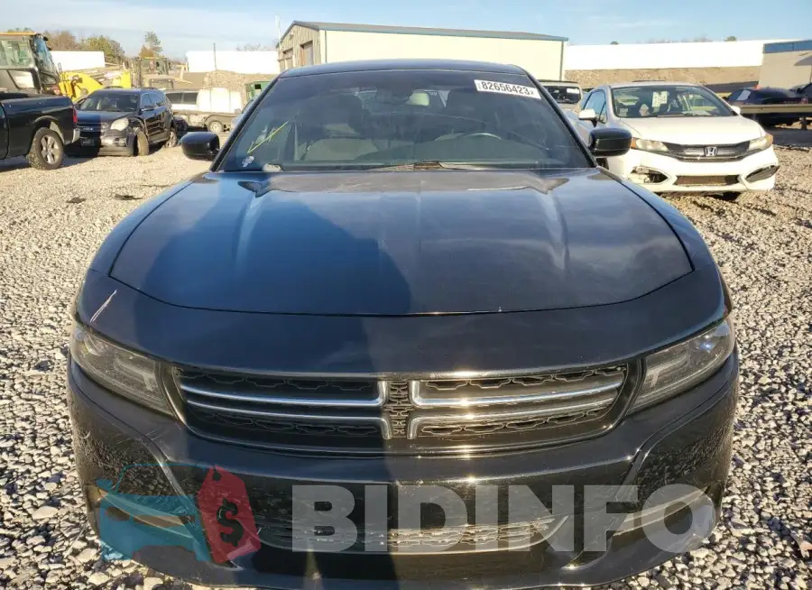 2C3CDXBG5FH794815 Photo# 5
