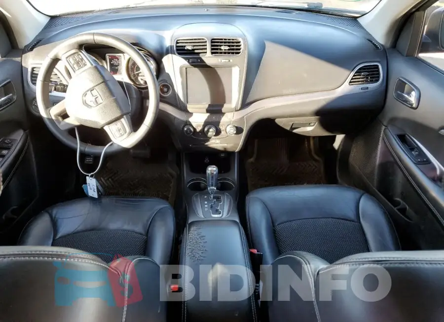 3C4PDCGG9JT166562 Photo# 8