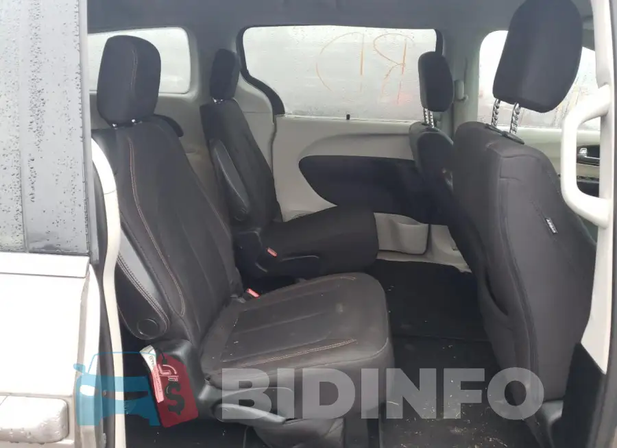 2C4RC1FG6JR133233 Photo# 11