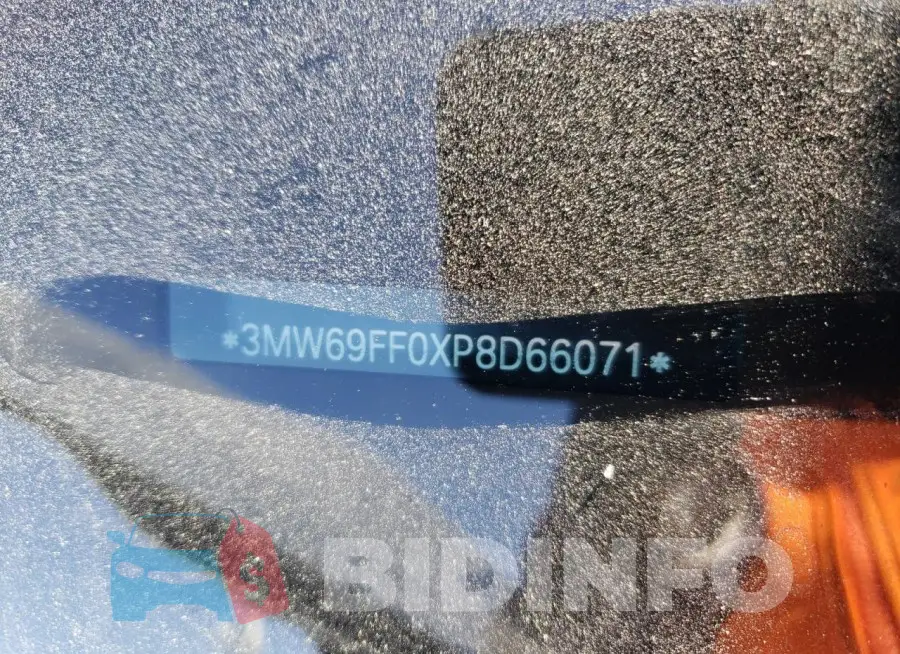 3MW69FF0XP8D66071 Photo# 12