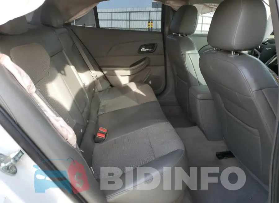 1G11D5SL4FF166646 Photo# 10