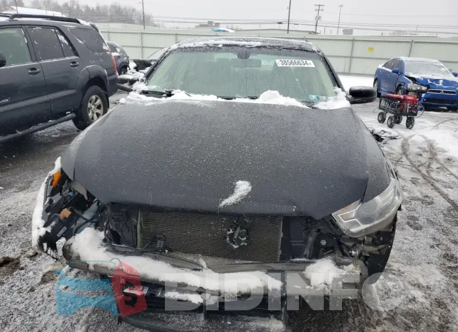1FAHP2H81JG123602 Photo# 5