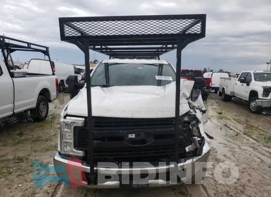 1FT7X2A62HEF35421 Photo# 5