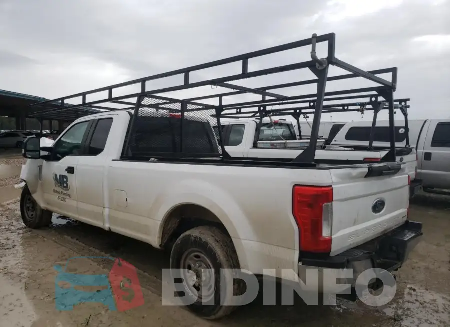 1FT7X2A62HEF35421 Photo# 2