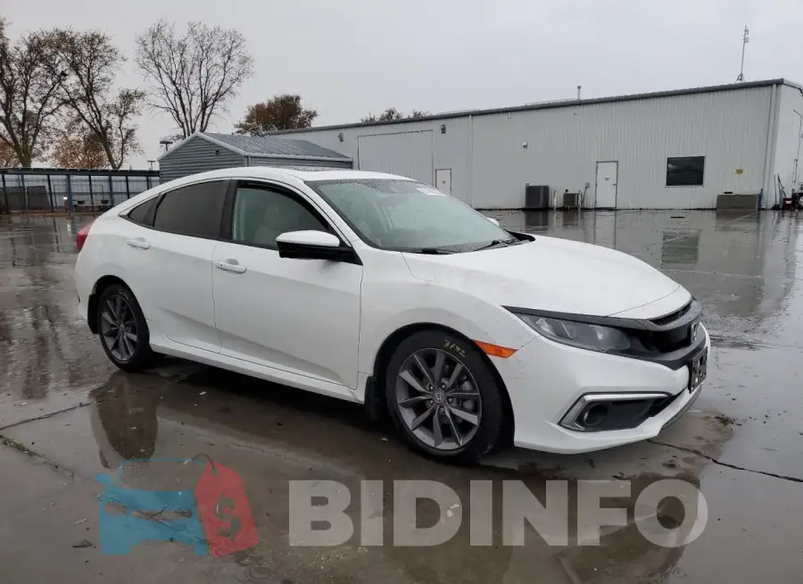 19XFC1F32LE201824 Photo# 4
