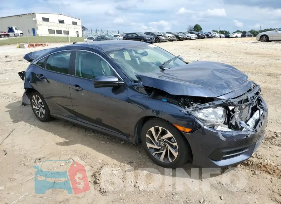 19XFC2F73JE017594 Photo# 4