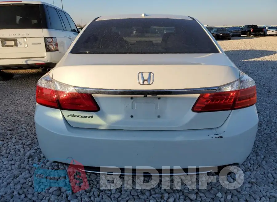 1HGCR2F86FA268311 Photo# 6