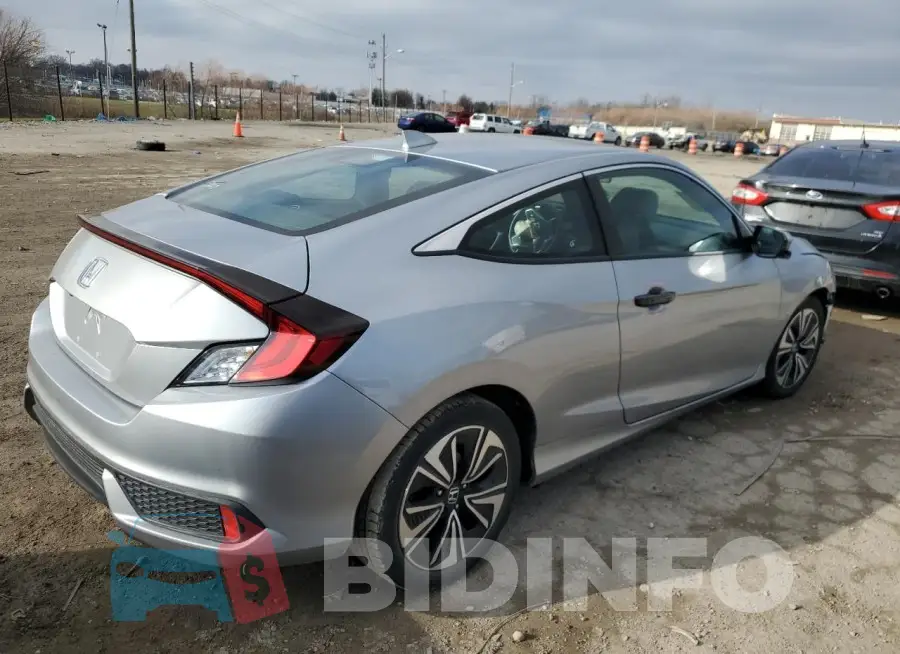 2HGFC3B35JH353228 Photo# 3