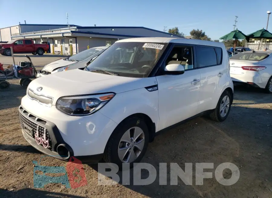 KNDJN2A2XF7167614 Photo# 1