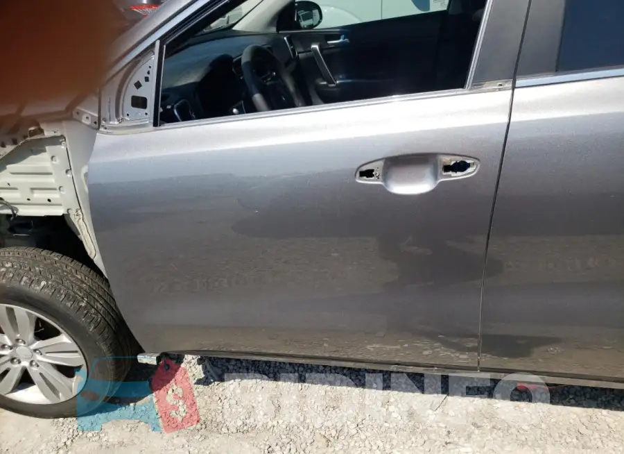 KNDPMCACXH7067883 Photo# 7