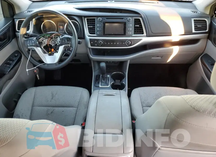 5TDZZRFH7JS258075 Photo# 8