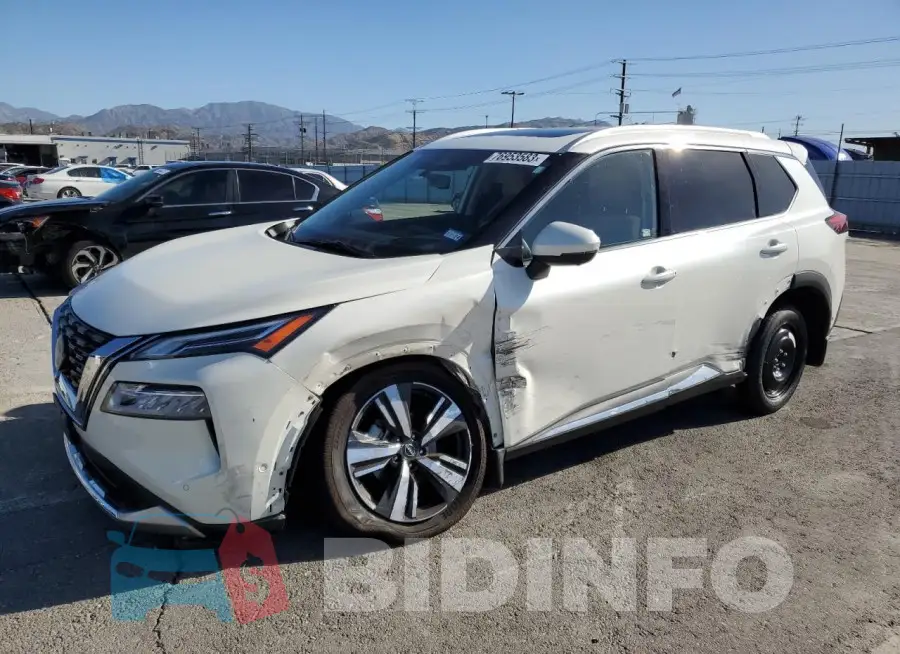 JN8BT3DC4PW102192 Photo# 1