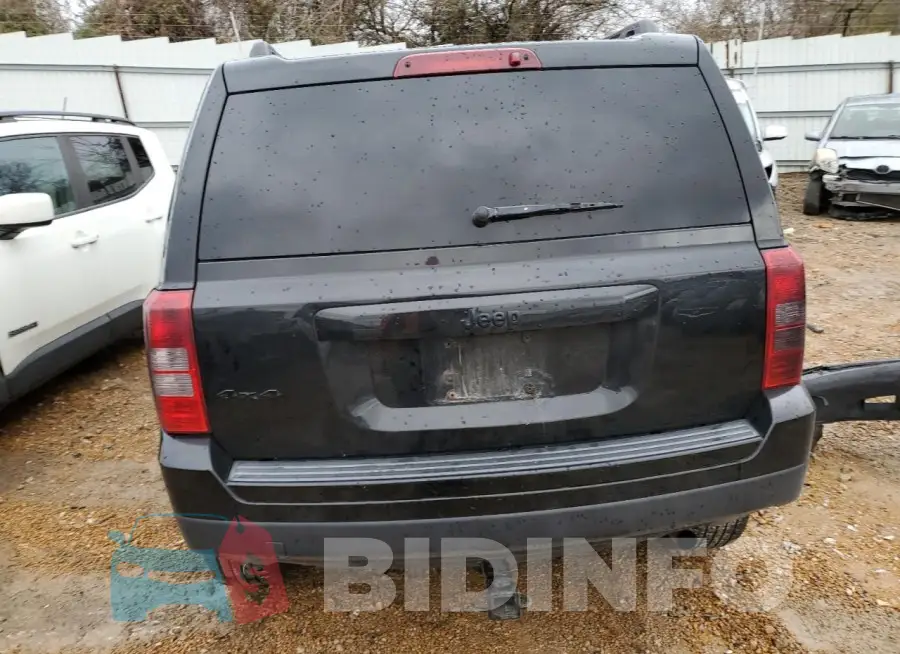 1C4NJRBB1FD216656 Photo# 6