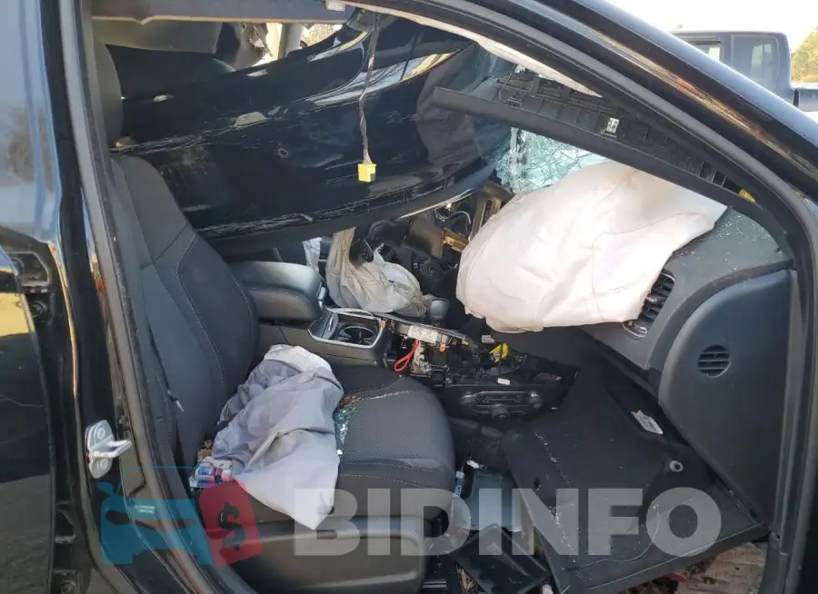 2C3CDXBG8NH207909 Photo# 7