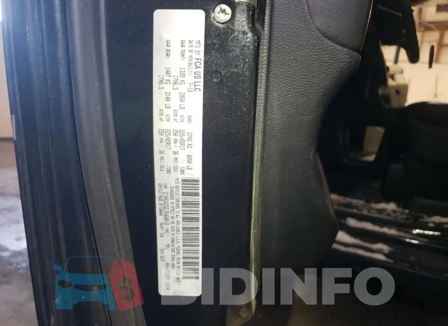 2C4RDGEG2JR360016 Photo# 13