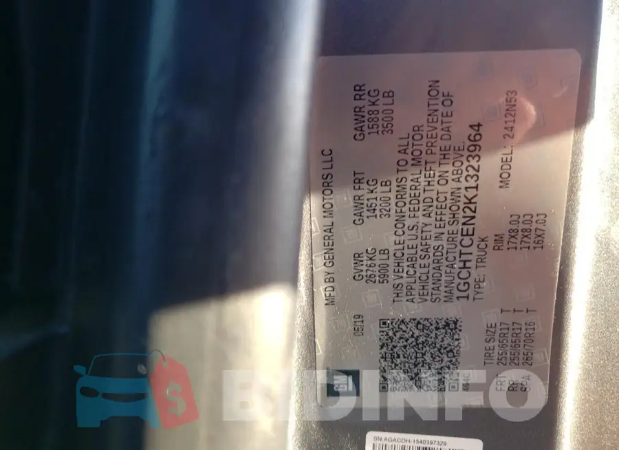 1GCHTCEN2K1323964 Photo# 12