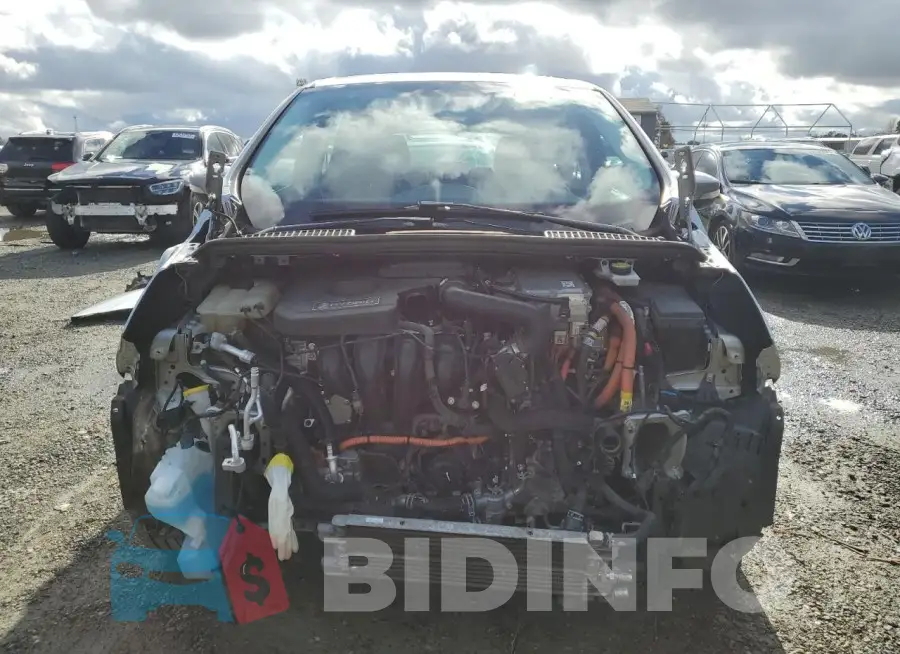 1FADP5AU6GL121092 Photo# 5
