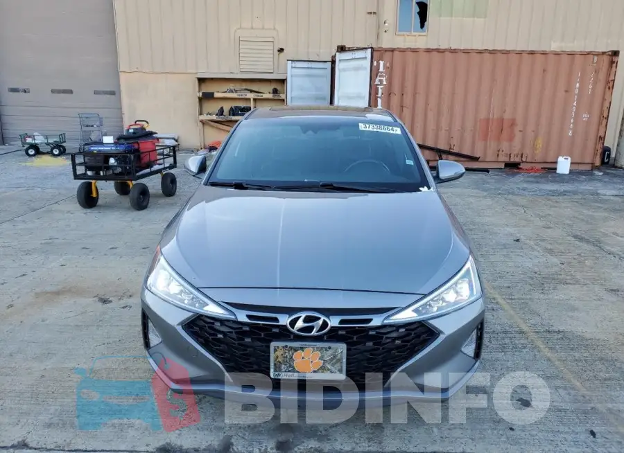 KMHD04LB8LU085670 Photo# 5