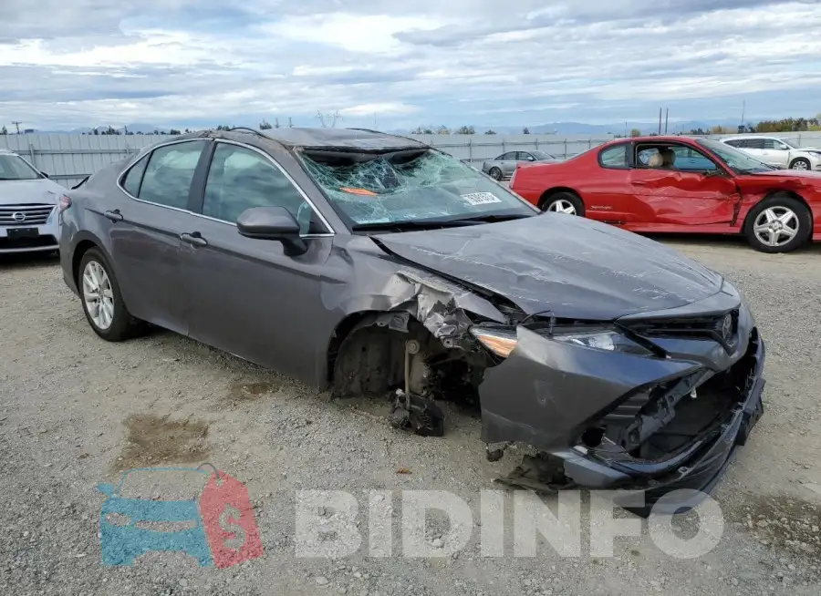 4T1B11HKXKU711018 Photo# 4