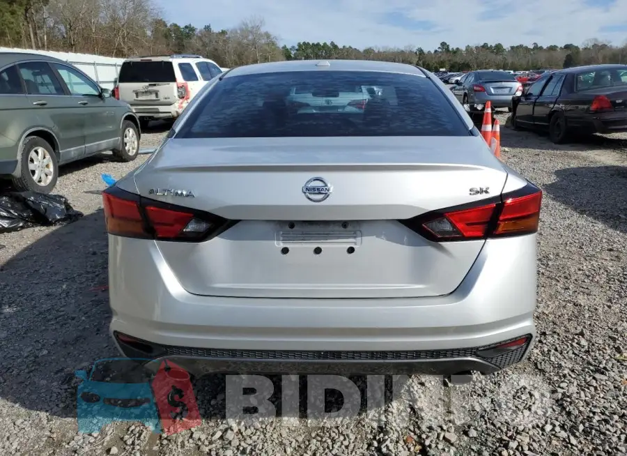 1N4BL4CV5KC185006 Photo# 6