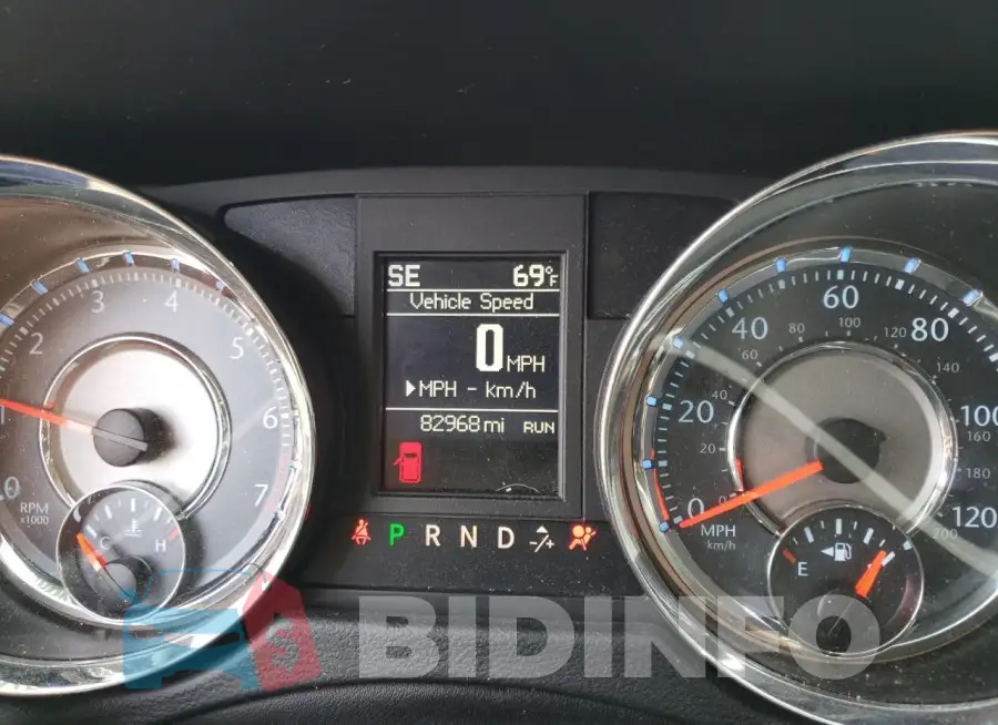 2C4RC1BG8GR138755 Photo# 9
