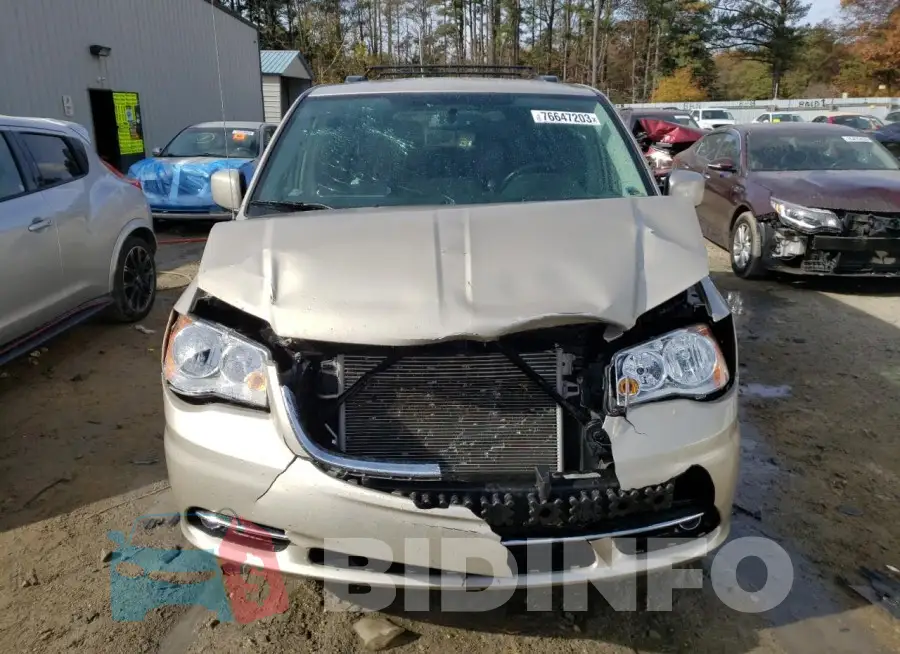 2C4RC1BG8GR138755 Photo# 5