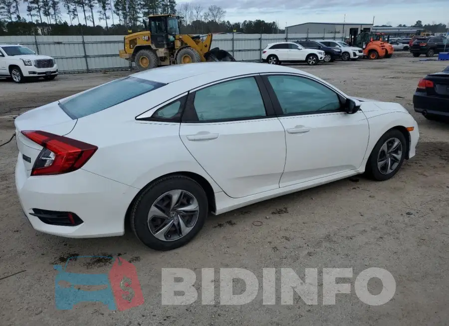 19XFC2F62KE001444 Photo# 3