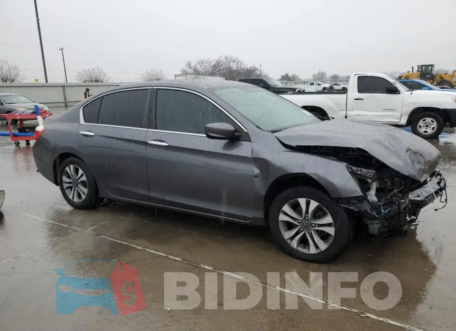 1HGCR2F32FA256547 Photo# 4