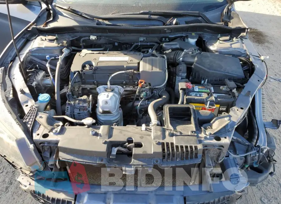 1HGCR2F33FA165982 Photo# 11