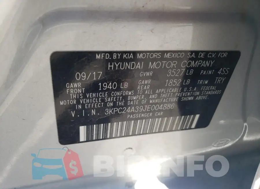3KPC24A39JE004886 Photo# 12