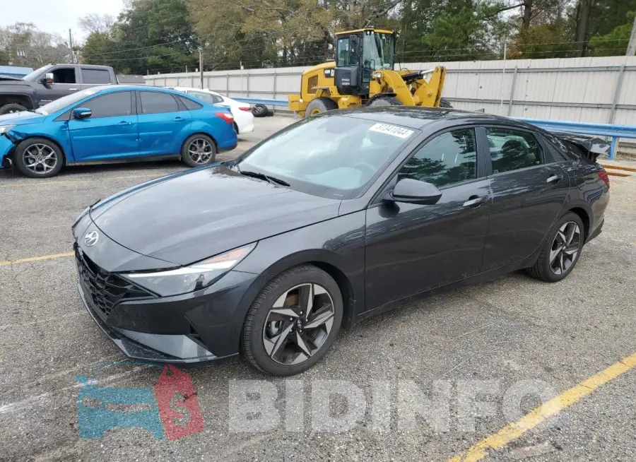 5NPLS4AG1PH109817 Photo# 1