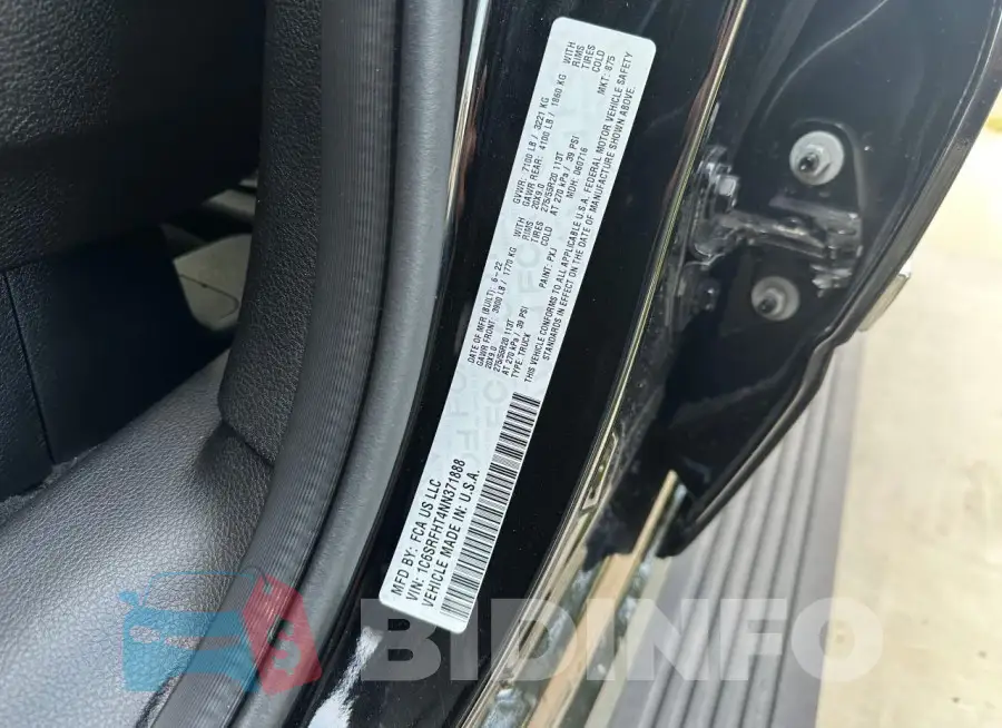 1C6SRFHT4NN371888 Photo# 10