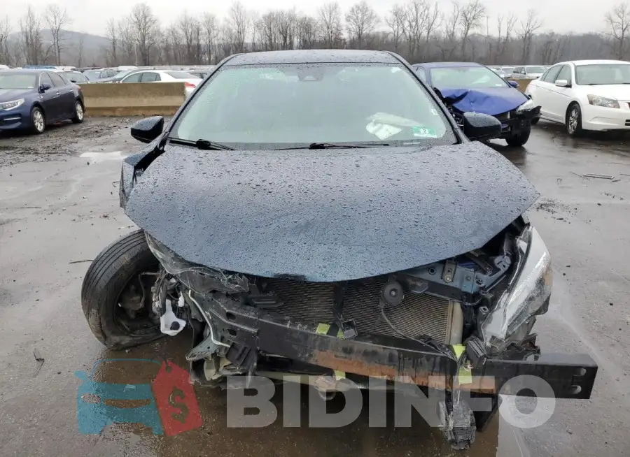 2T1BURHE5JC049042 Photo# 5