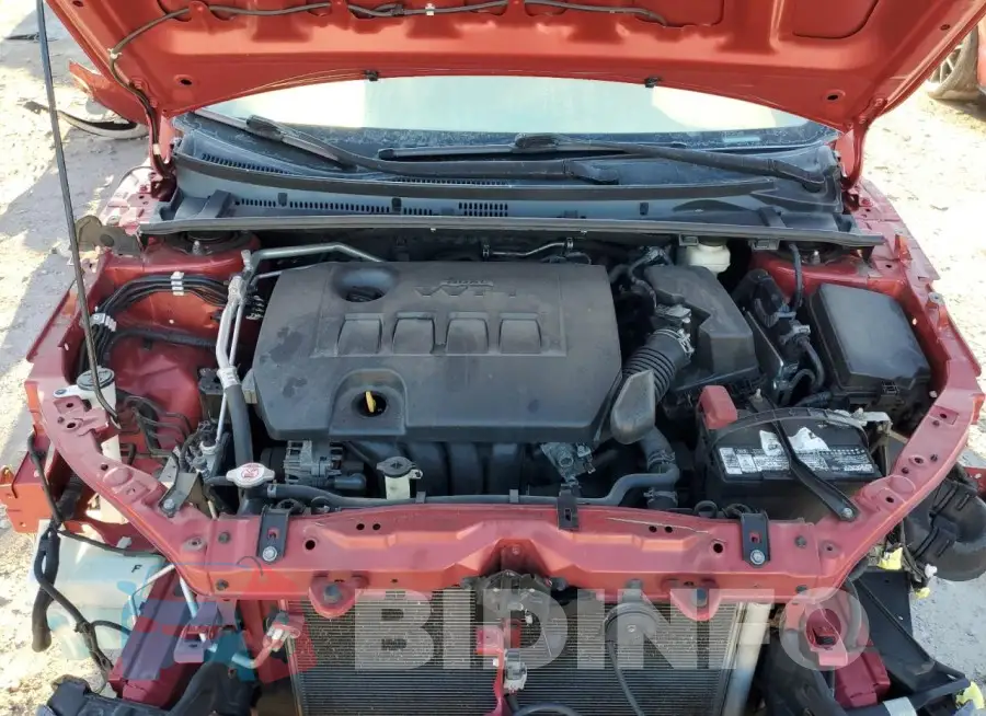 2T1BURHE7JC981176 Photo# 11