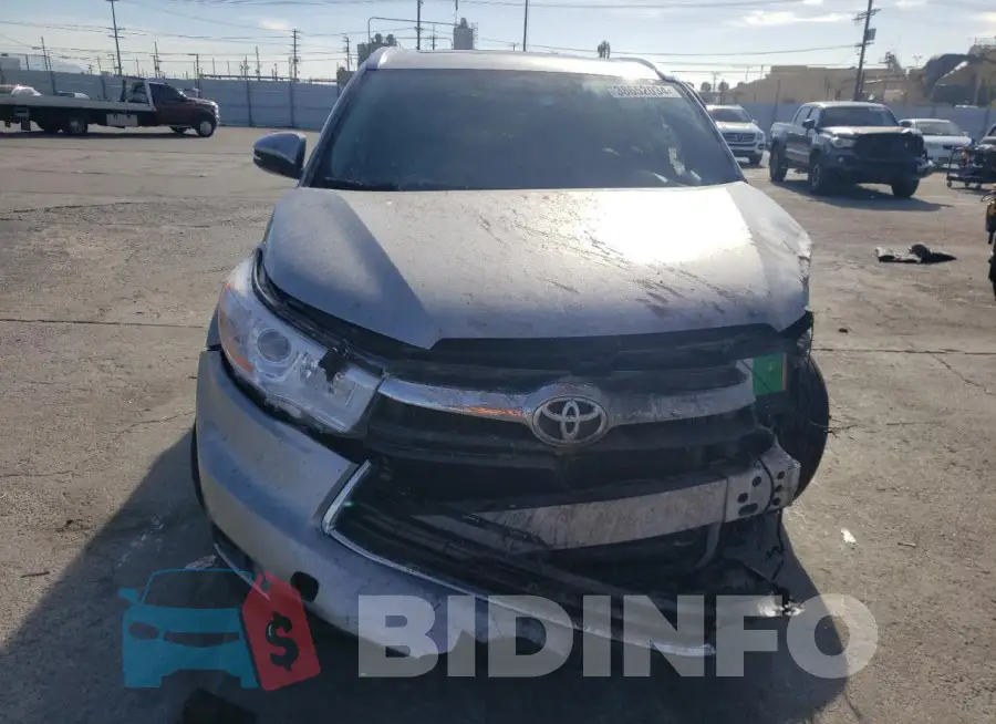 5TDKKRFH7GS154684 Photo# 5