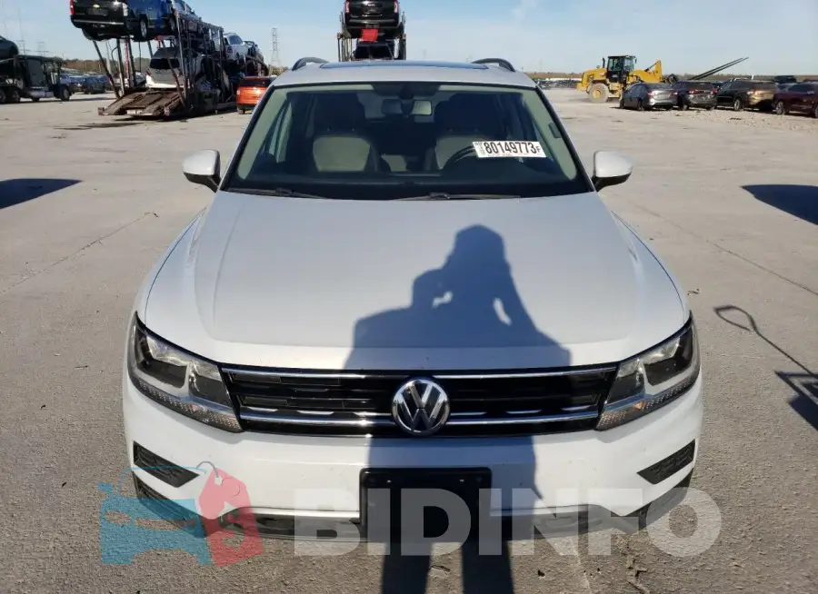 3VV2B7AX4JM149437 Photo# 5