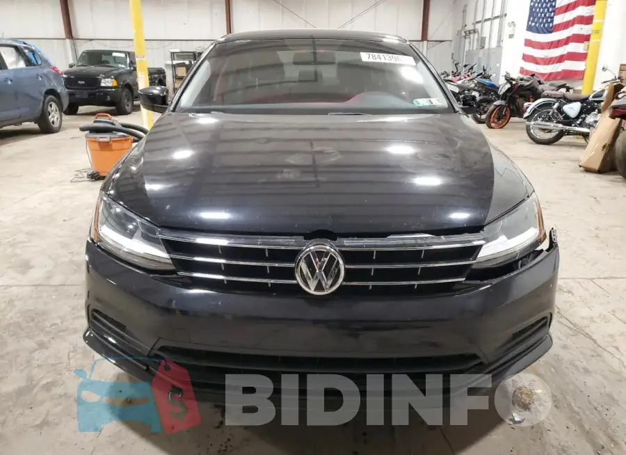 3VW2B7AJ9JM240873 Photo# 5