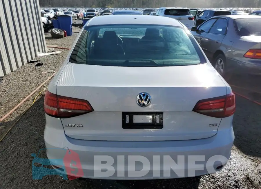 3VW2B7AJXHM324193 Photo# 6
