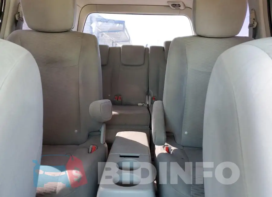 JN8AE2KPXF9120893 Photo# 10