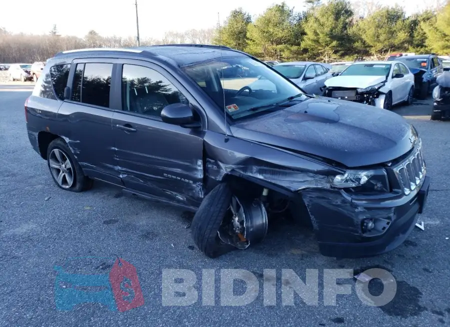 1C4NJDEB9HD164792 Photo# 4