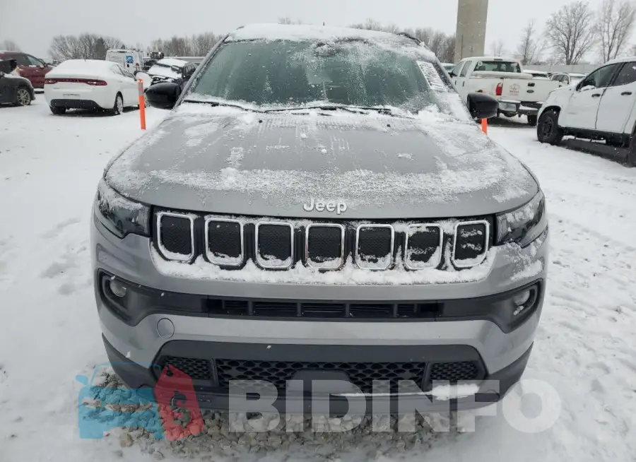 3C4NJDFBXNT169486 Photo# 5